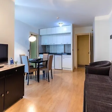 Alda Don Carlos 3* סנטנדר