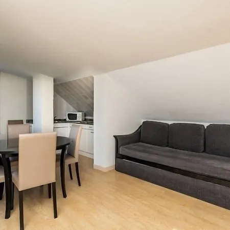 מלון Alda Don Carlos