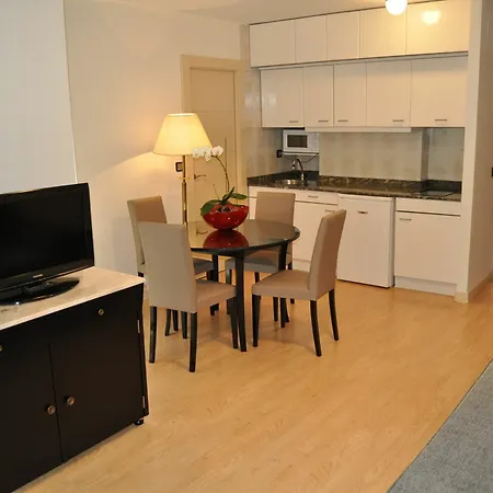 Alda Don Carlos מלון