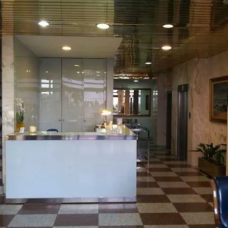 Alda Don Carlos Otel 3*