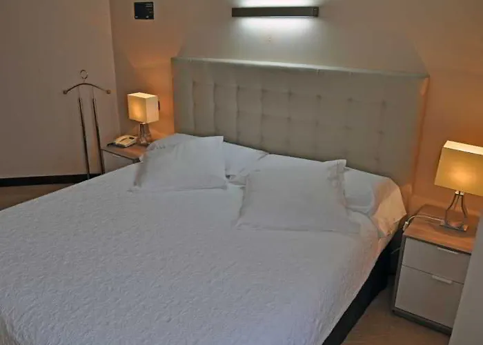 Alda Don Carlos Hotel 3*